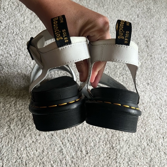 New Dr. Martens Blaire Women’s Size 10 Hydro Leather Platform Gladiator Sandals - Picture 5 of 7